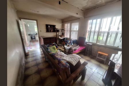 Casa à venda com 200m², 3 quartos e 2 vagas