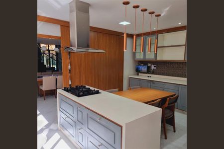 Casa à venda com 407m², 4 quartos e 2 vagas