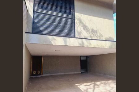Casa à venda com 407m², 4 quartos e 2 vagas