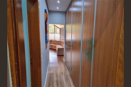 Casa à venda com 407m², 4 quartos e 2 vagas