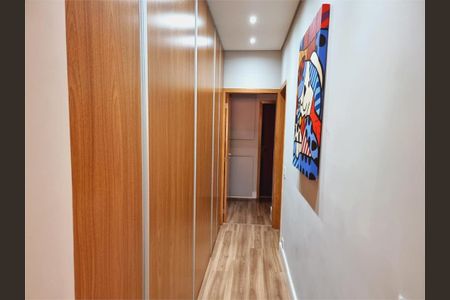 Casa à venda com 407m², 4 quartos e 2 vagas