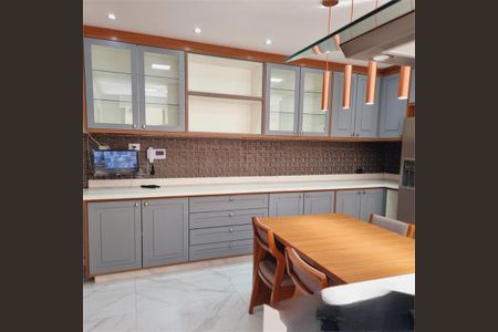 Casa à venda com 407m², 4 quartos e 2 vagas