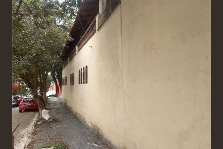 Casa à venda com 228m², 3 quartos e 2 vagas