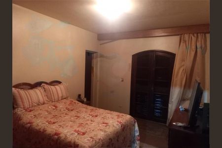 Casa à venda com 228m², 3 quartos e 2 vagas