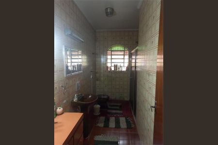 Casa à venda com 228m², 3 quartos e 2 vagas