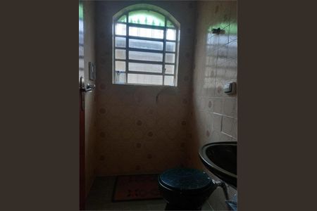 Casa à venda com 228m², 3 quartos e 2 vagas