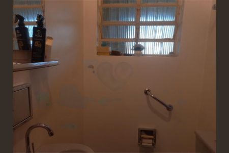 Casa à venda com 228m², 3 quartos e 2 vagas