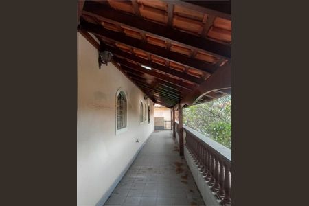 Casa à venda com 228m², 3 quartos e 2 vagas