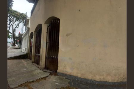 Casa à venda com 228m², 3 quartos e 2 vagas