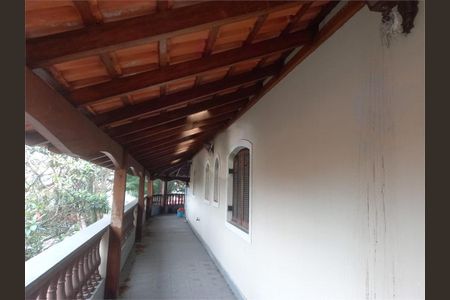 Casa à venda com 228m², 3 quartos e 2 vagas