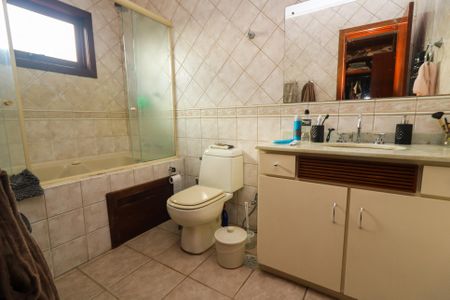 Casa à venda com 287m², 3 quartos e 4 vagas Casa à venda com 287m², 3 quartos e 4 vagasBanheiro da Suíte