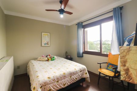 Casa à venda com 287m², 3 quartos e 4 vagas Casa à venda com 287m², 3 quartos e 4 vagasQuarto 2