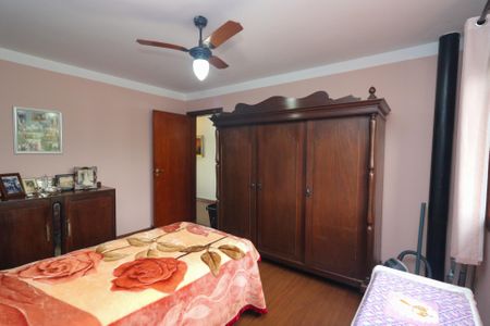 Casa à venda com 287m², 3 quartos e 4 vagas Casa à venda com 287m², 3 quartos e 4 vagasQuarto 1