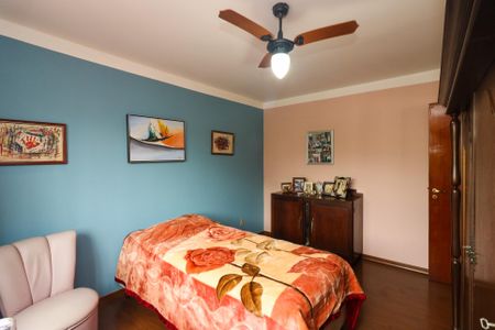 Casa à venda com 287m², 3 quartos e 4 vagas Casa à venda com 287m², 3 quartos e 4 vagasQuarto 1