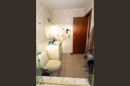 Casa à venda com 287m², 3 quartos e 4 vagas Casa à venda com 287m², 3 quartos e 4 vagasBanheiro da Suíte