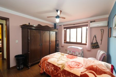 Casa à venda com 287m², 3 quartos e 4 vagas Casa à venda com 287m², 3 quartos e 4 vagasQuarto 1