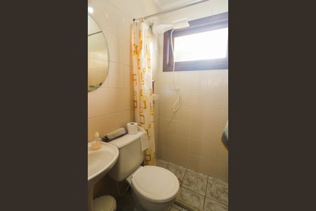 Casa à venda com 287m², 3 quartos e 4 vagas Casa à venda com 287m², 3 quartos e 4 vagasBanheiro de serviço