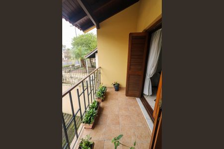 Casa à venda com 287m², 3 quartos e 4 vagas Casa à venda com 287m², 3 quartos e 4 vagasSacada da Sala