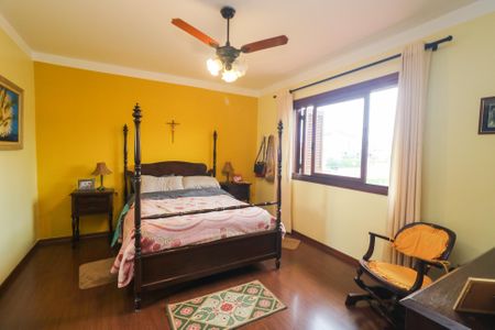Casa à venda com 287m², 3 quartos e 4 vagas Casa à venda com 287m², 3 quartos e 4 vagasSuíte