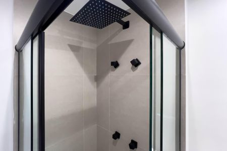 Banheiro de apartamento à venda com 1 quarto, 30m² em Vila Mariana, São Paulo