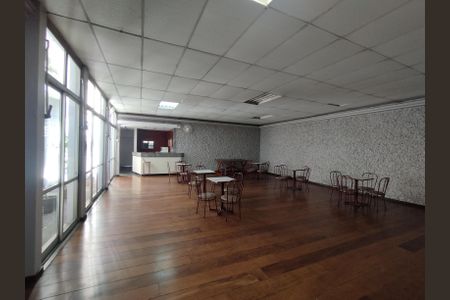 Apartamento à venda com 174m², 3 quartos e 2 vagas Apartamento à venda com 174m², 3 quartos e 2 vagasÁrea comum - Salão de festas