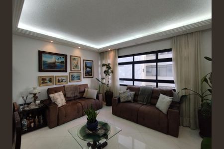 Apartamento à venda com 174m², 3 quartos e 2 vagas Apartamento à venda com 174m², 3 quartos e 2 vagasSala