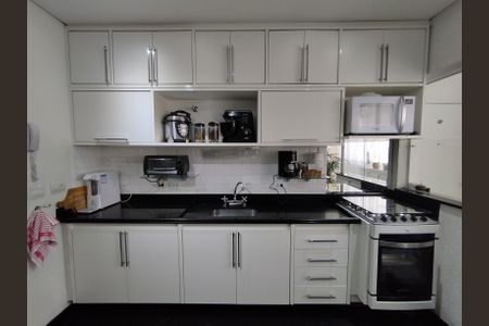 Apartamento à venda com 174m², 3 quartos e 2 vagas Apartamento à venda com 174m², 3 quartos e 2 vagasCozinha