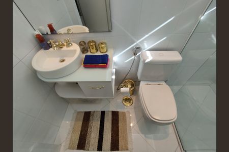 Apartamento à venda com 174m², 3 quartos e 2 vagas Apartamento à venda com 174m², 3 quartos e 2 vagasBanheiro da Suíte 2