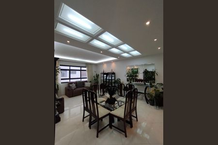 Apartamento à venda com 174m², 3 quartos e 2 vagas Apartamento à venda com 174m², 3 quartos e 2 vagasSala