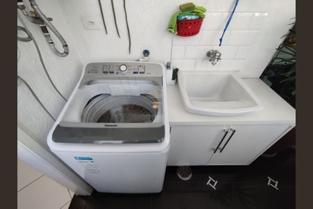 Apartamento à venda com 174m², 3 quartos e 2 vagas Apartamento à venda com 174m², 3 quartos e 2 vagasÁrea de Serviço