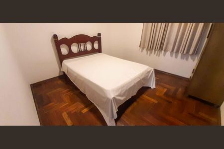 Casa à venda com 196m², 3 quartos e 3 vagas Casa à venda com 196m², 3 quartos e 3 vagasQuarto 1