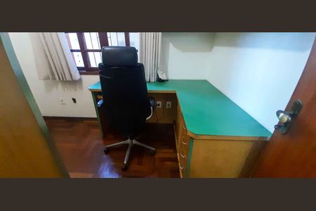 Casa à venda com 196m², 3 quartos e 3 vagas Casa à venda com 196m², 3 quartos e 3 vagasQuarto 2