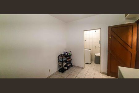 Casa à venda com 196m², 3 quartos e 3 vagas Casa à venda com 196m², 3 quartos e 3 vagasEdícula / Home Office