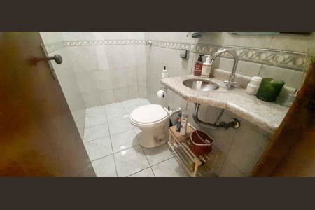 Casa à venda com 196m², 3 quartos e 3 vagas Casa à venda com 196m², 3 quartos e 3 vagasLavabo da Sala