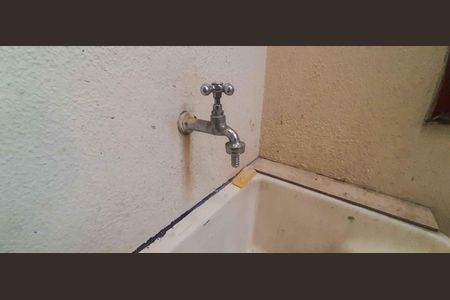 Casa à venda com 196m², 3 quartos e 3 vagas Casa à venda com 196m², 3 quartos e 3 vagasÁrea de Serviço