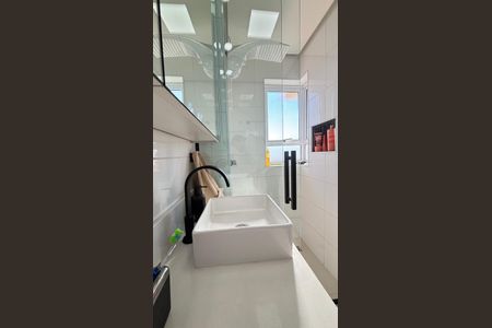 Apartamento à venda com 80m², 3 quartos e 2 vagasBanheiro da Suíte