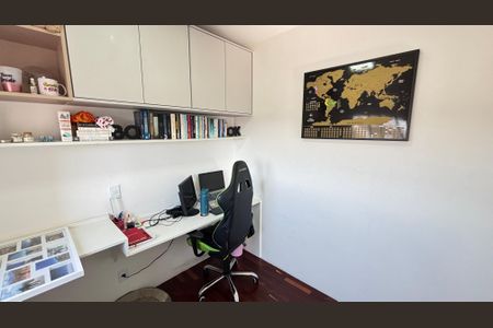 Apartamento à venda com 80m², 3 quartos e 2 vagasQuarto 3