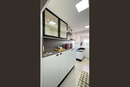 Apartamento à venda com 80m², 3 quartos e 2 vagasCozinha