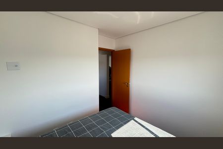 Apartamento à venda com 80m², 3 quartos e 2 vagasQuarto 2