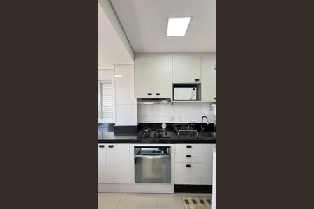 Apartamento à venda com 80m², 3 quartos e 2 vagasCozinha