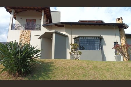 Casa de condomínio para alugar com 336m², 4 quartos e 4 vagasFachada