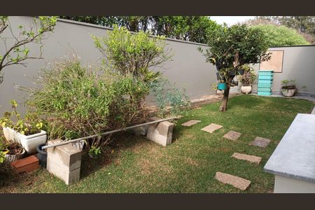 Casa de condomínio para alugar com 336m², 4 quartos e 4 vagasÁrea Externa