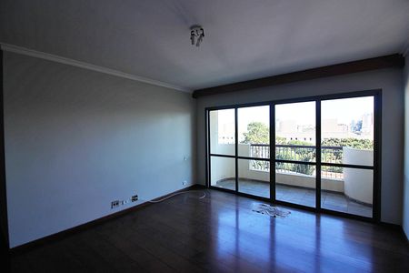 Apartamento à venda com 220m², 3 quartos e 2 vagasSala