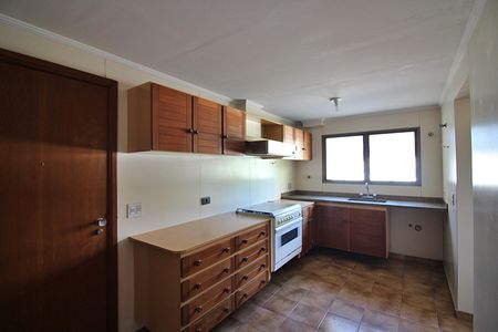 Apartamento à venda com 220m², 3 quartos e 2 vagasCozinha