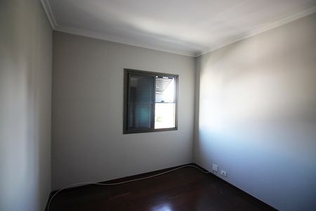 Apartamento à venda com 220m², 3 quartos e 2 vagasQuarto 2