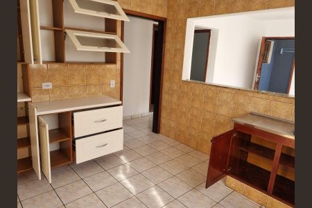 Casa para alugar com 50m², 2 quartos e 1 vaga Casa para alugar com 50m², 2 quartos e 1 vagaCozinha