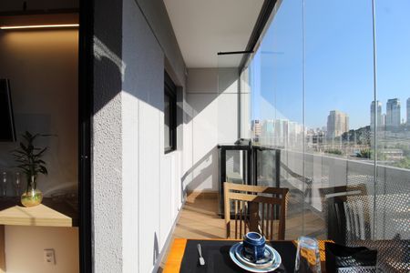 Varanda de kitnet/studio para alugar com 1 quarto, 31m² em Vila Olímpia, São Paulo