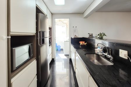 Apartamento à venda com 104m², 3 quartos e 2 vagasCozinha