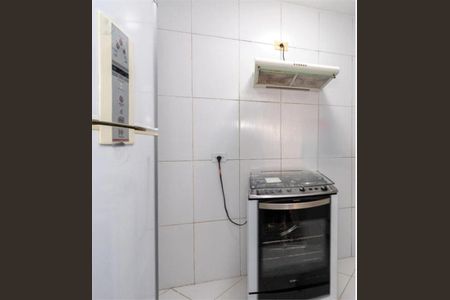 Casa de condomínio à venda com 120m², 3 quartos e 1 vaga