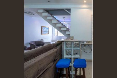 Casa de condomínio à venda com 120m², 3 quartos e 1 vaga